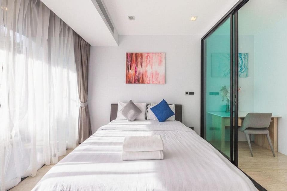 V220 Villa 4BR Luxury Pool Walk to Kata Beach Villa in Rawai