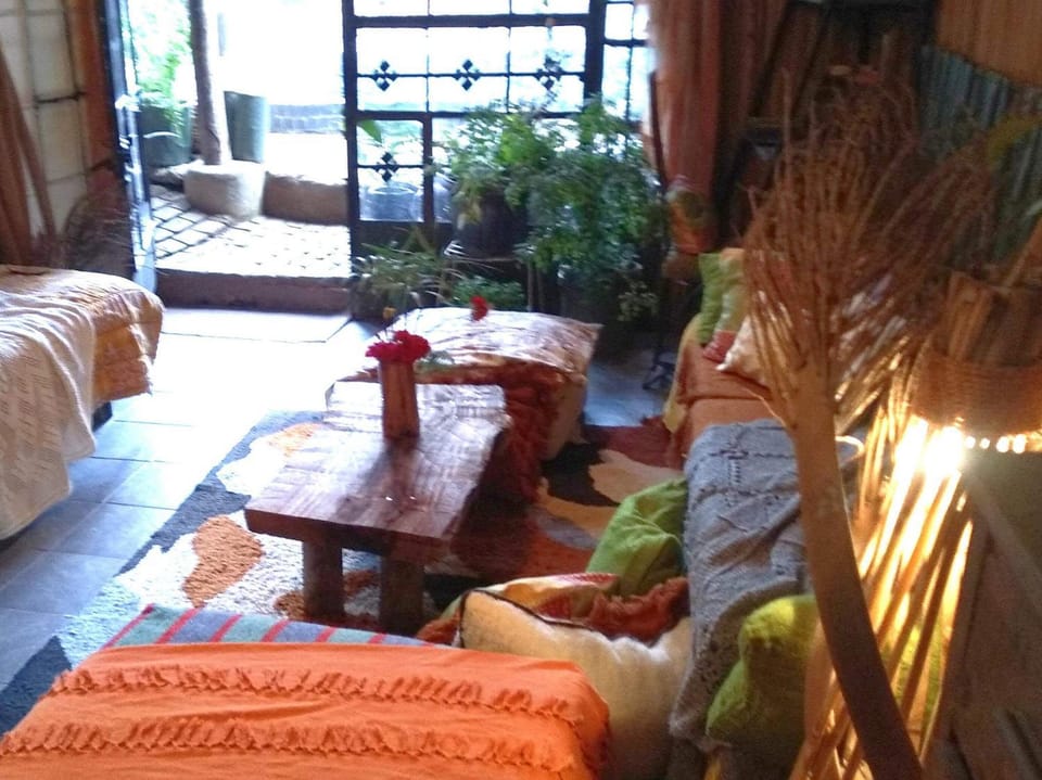 reed hut earthy rustic escape for 2-4 guests House in Kenya