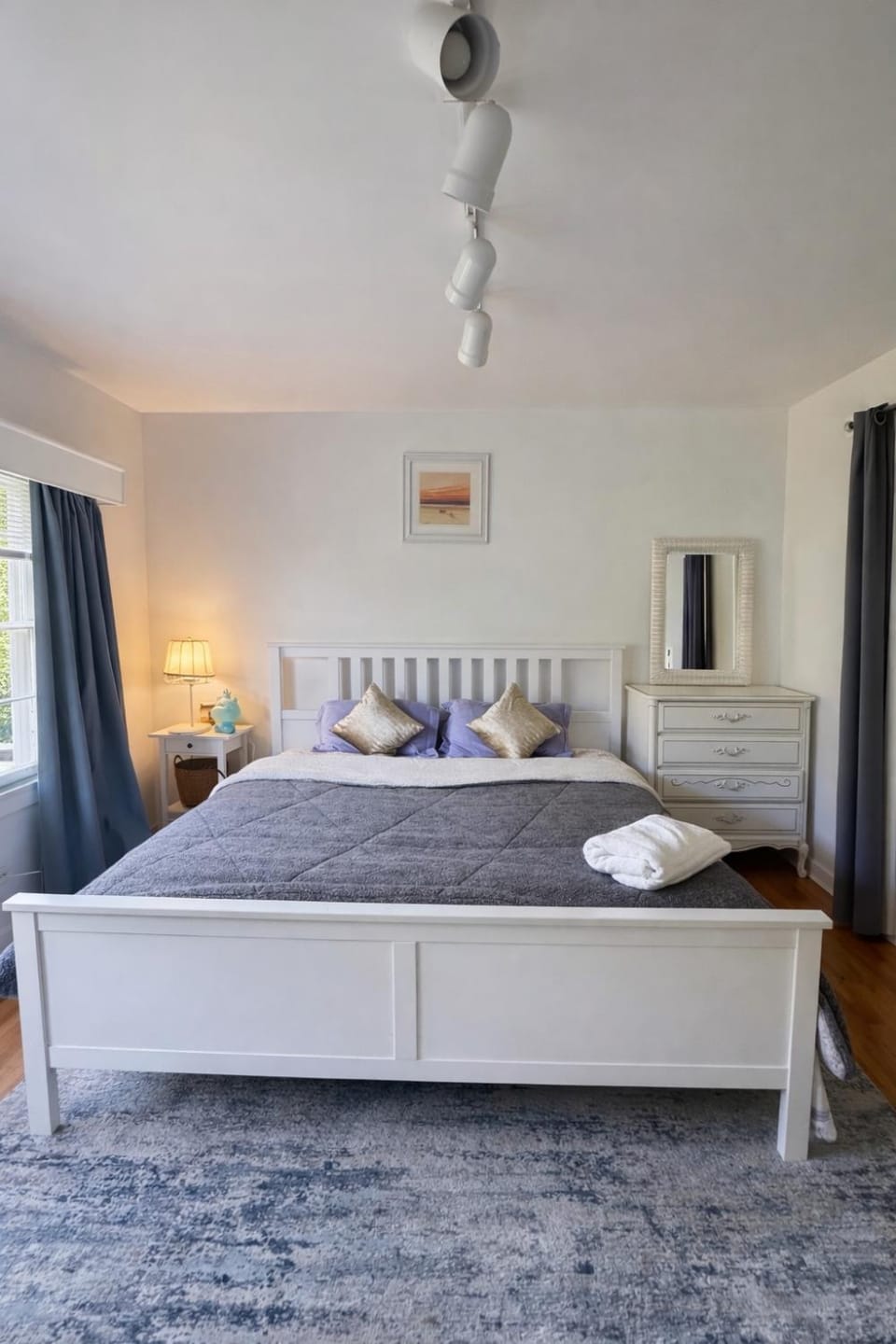 YVR Gateway Homestay Vancouver Vacation rental in Vancouver