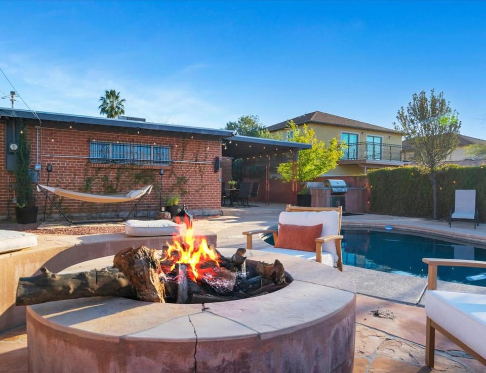 Patio, BBQ facilities, Swimming pool, sunbed