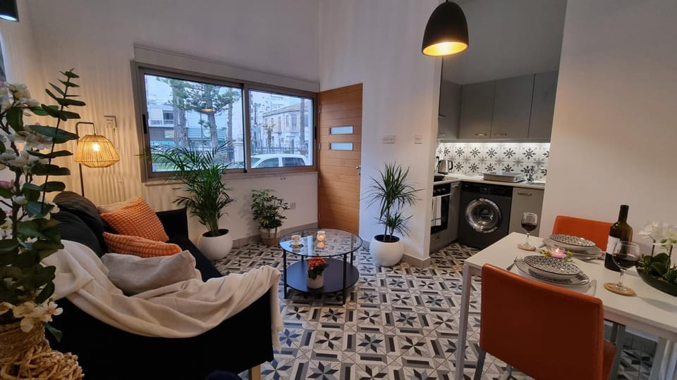 Living room, Location