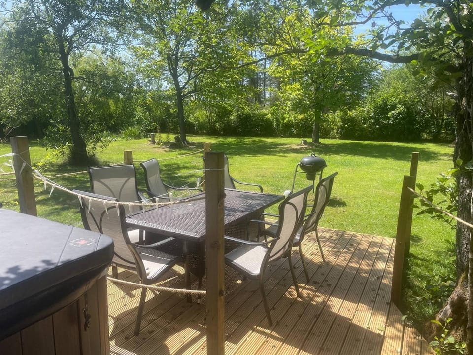 Country lodge retreat with hot tub House in Borough of Harrogate