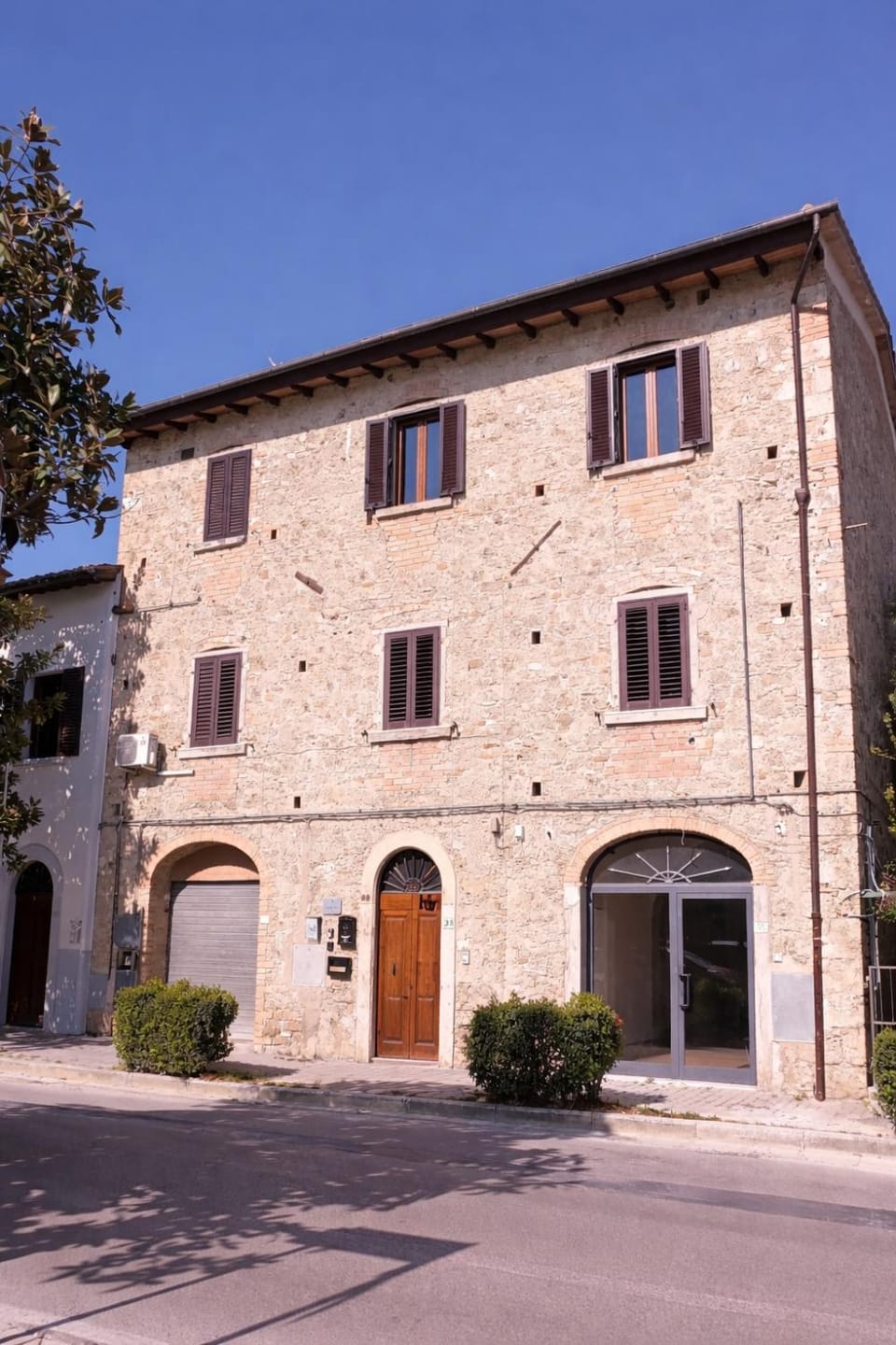 Property building, Day