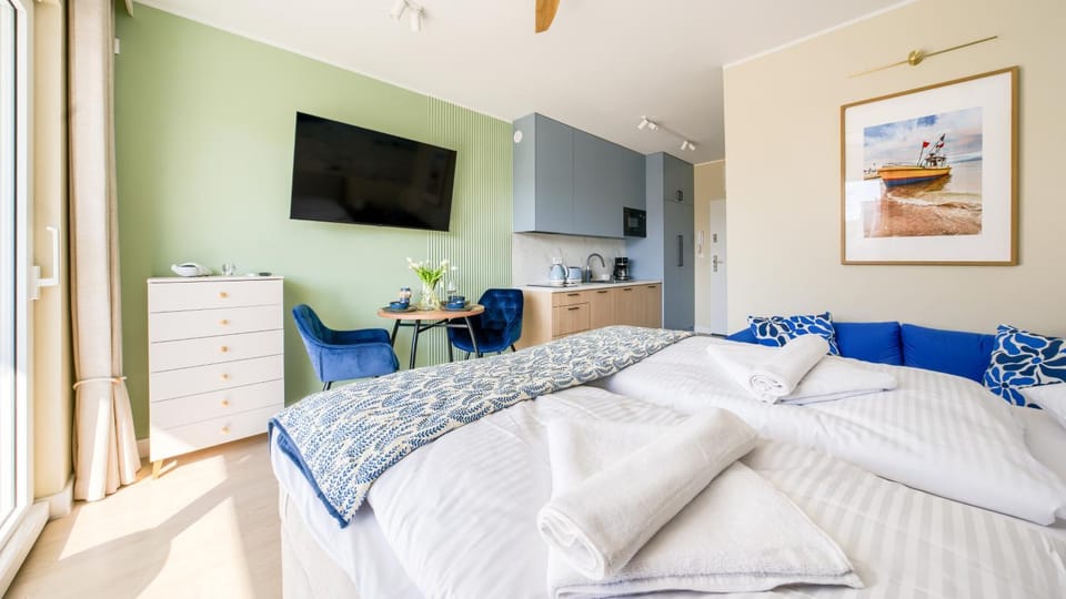 TV and multimedia, Kitchen or kitchenette