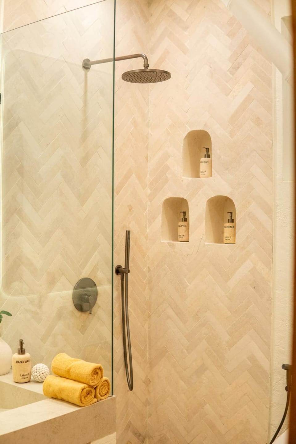 Shower, Bathroom, towels