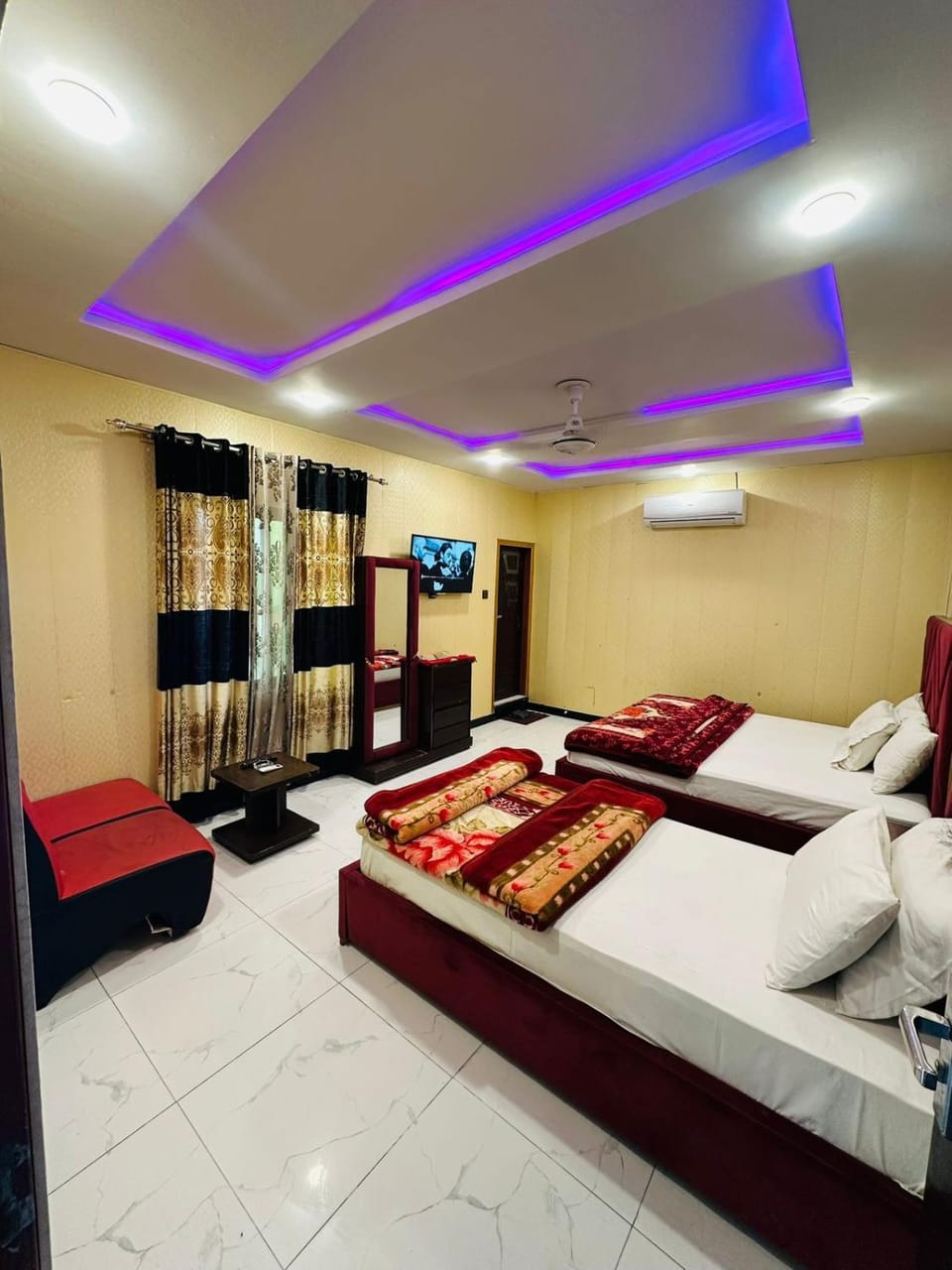 Guest House 99 Bed and Breakfast in Islamabad