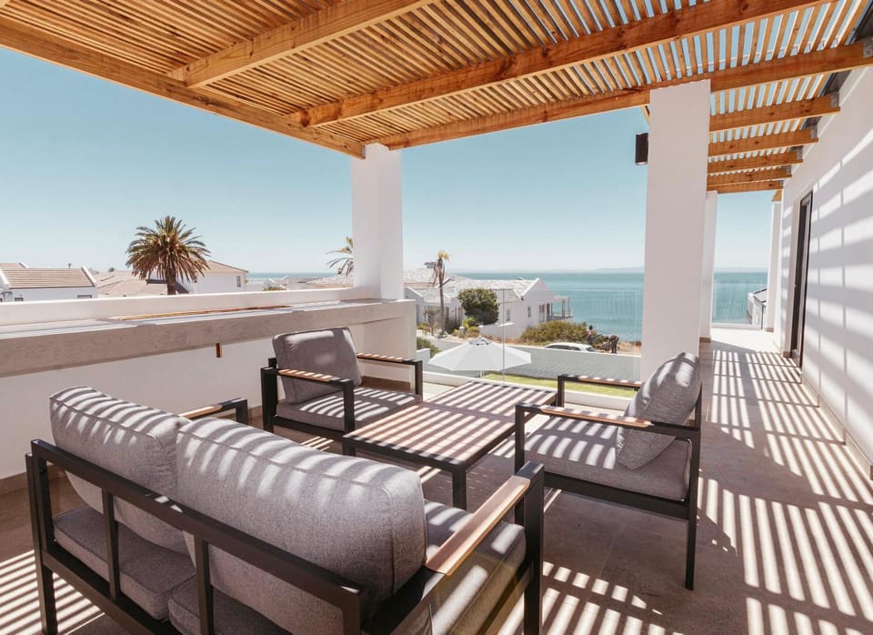 Azure Horizons House in Western Cape