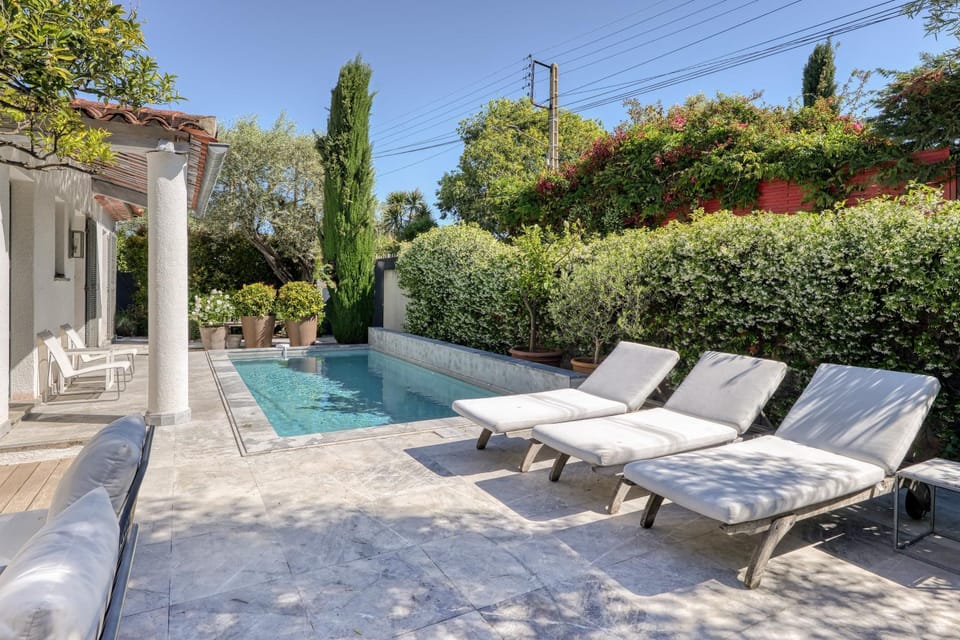 Pool view, Swimming pool
