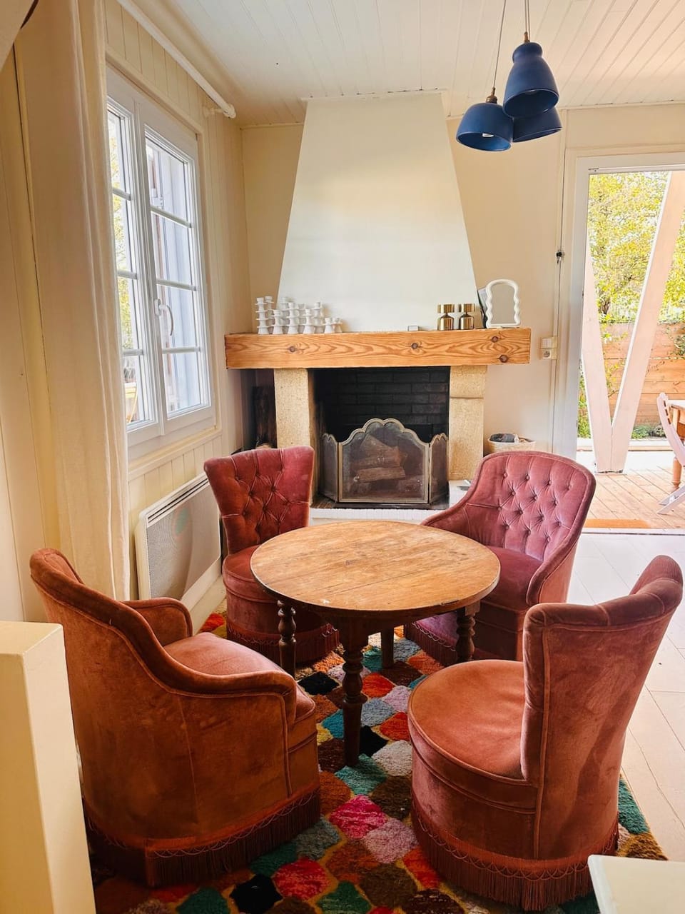 Living room, fireplace
