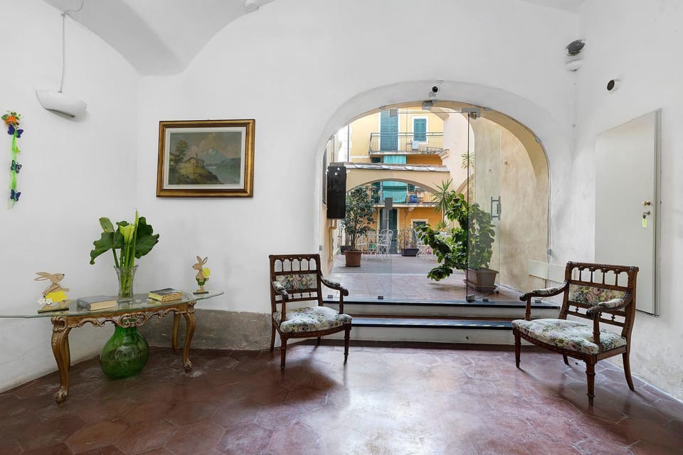 Property building, Living room