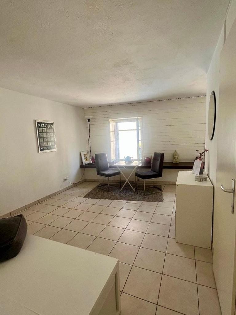 Joli studio au centre ville de Neuchâtel, à 5 minutes du lac Apartment in Neuchâtel