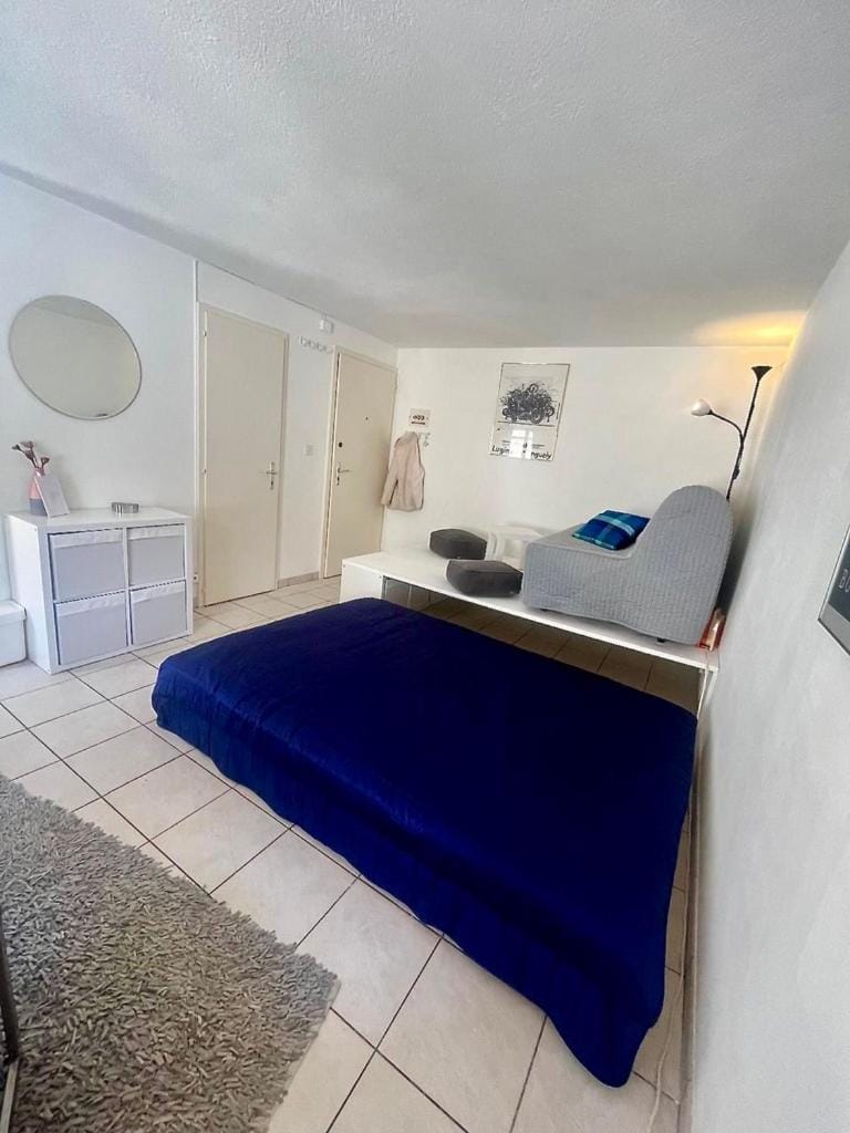 Joli studio au centre ville de Neuchâtel, à 5 minutes du lac Apartment in Neuchâtel