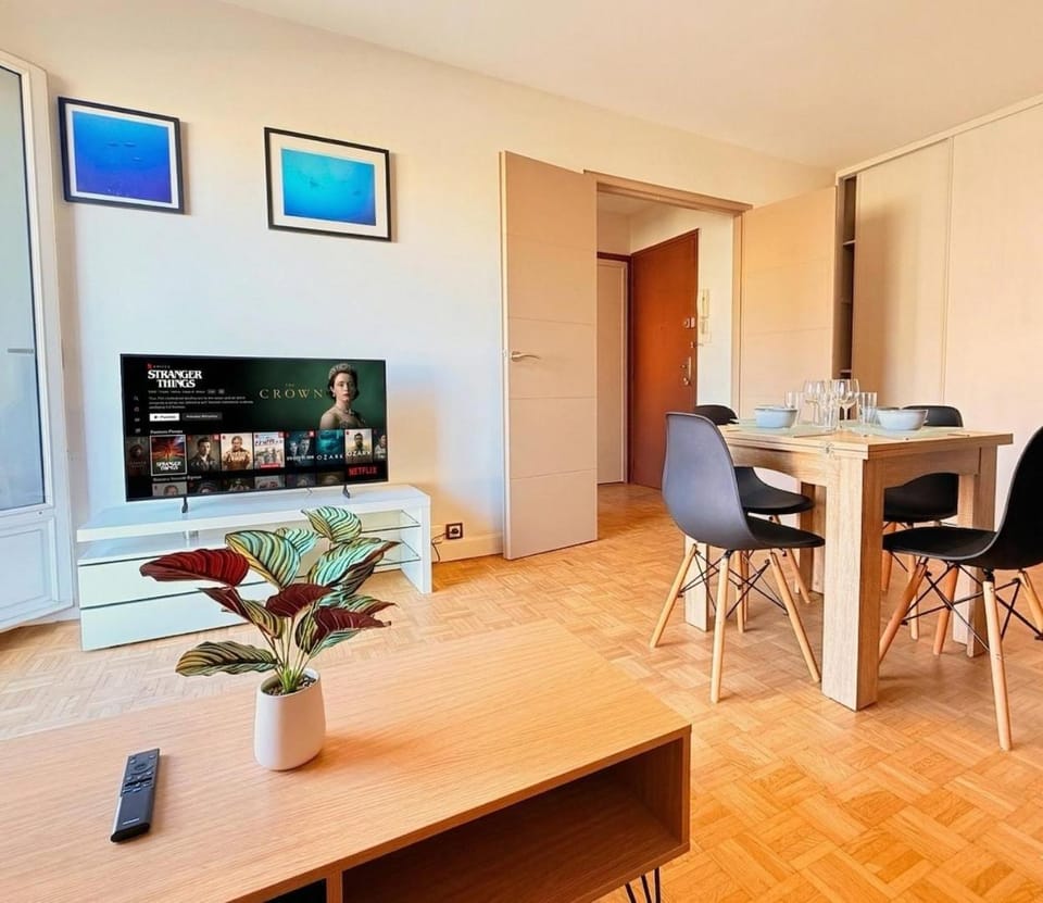 Le Havre d'Azur · Parking gratuit, Balcon, Ventilateur Apartment in Villeurbanne