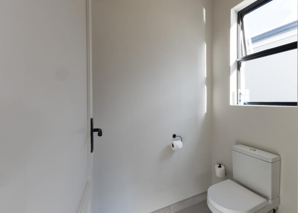Bathroom, Bedroom