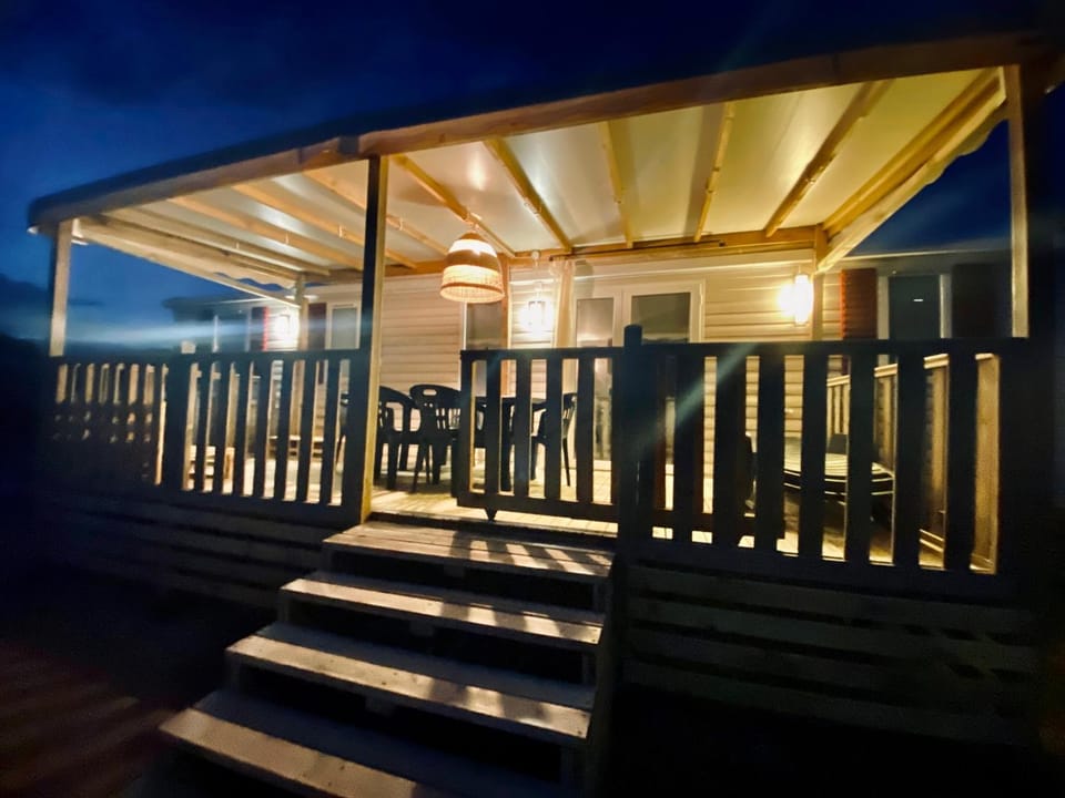 Property building, Patio, Night, View (from property/room), Balcony/Terrace