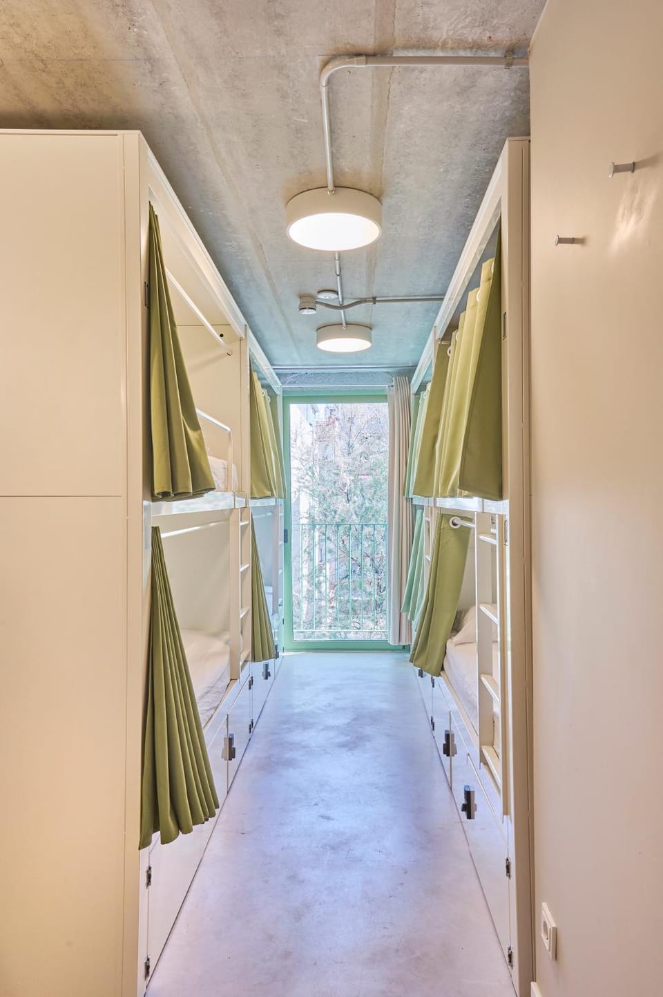 Hostelfly Fira Barcelona Hostel in L'Hospitalet de Llobregat