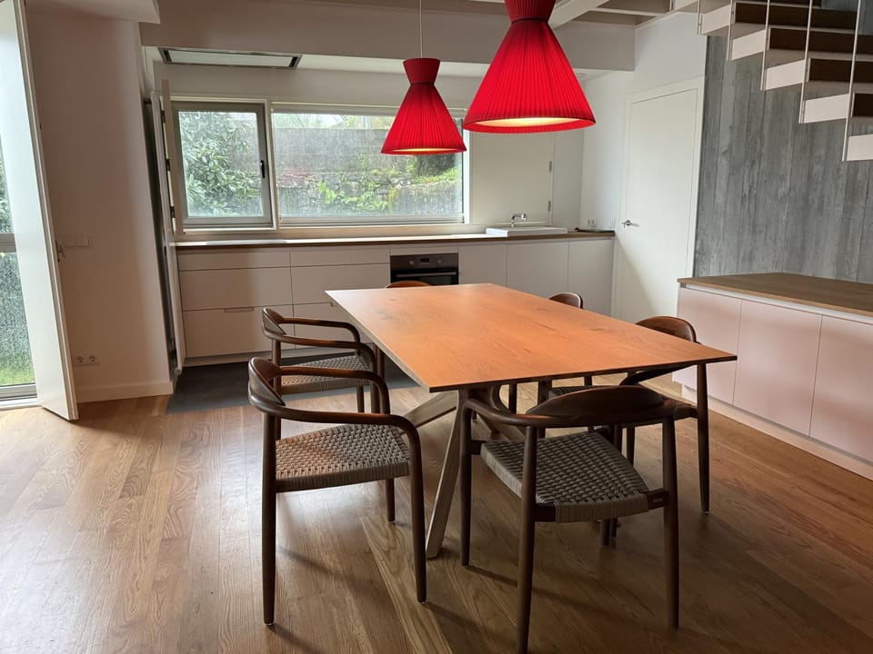 Dining area, kitchen