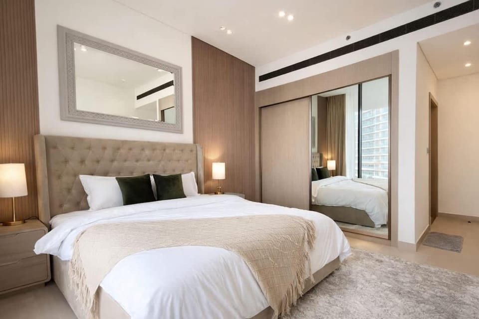 Modern Luxury 1BR w Private Pool -Binghatti Royale Apartment in Dubai