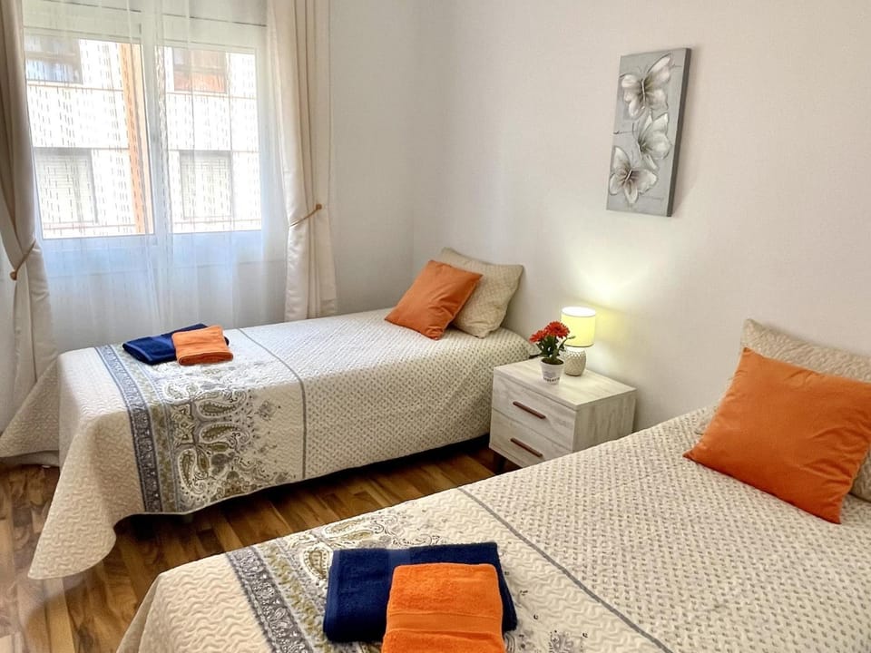 APARTBEACH CYE II VISTAS JARDIN y JUNTO PLAYA Apartment in La Pineda
