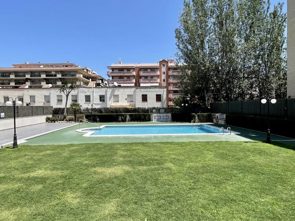 Garden, Swimming pool