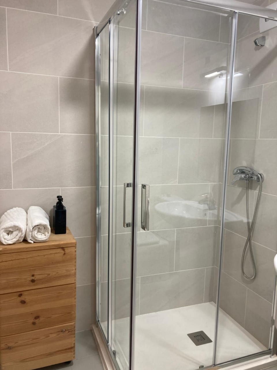 Shower, Bathroom