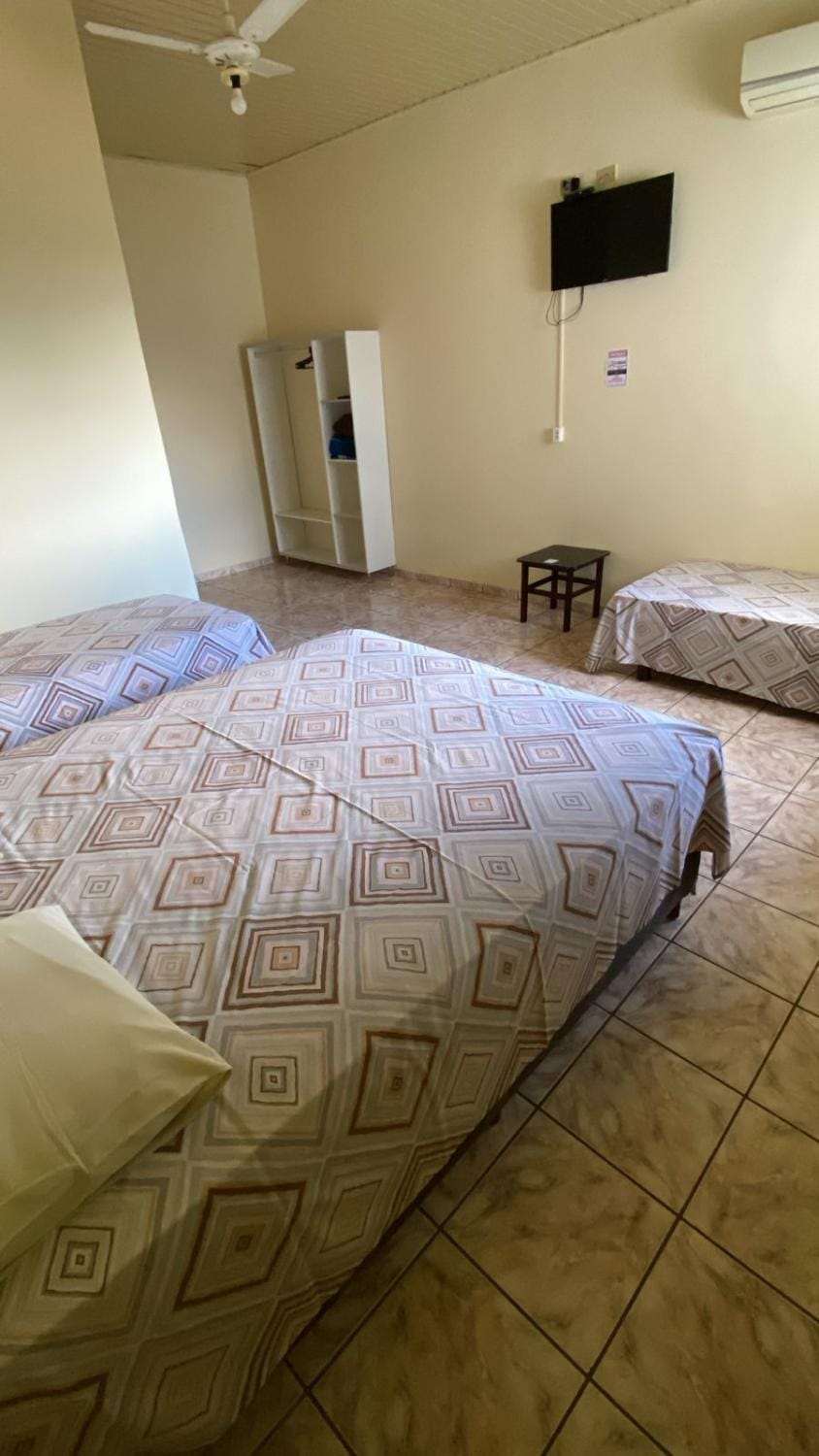Bed, Breakfast, locker