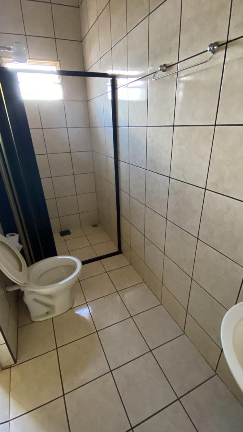 Bathroom, Breakfast, internet, locker, towels, air conditioner