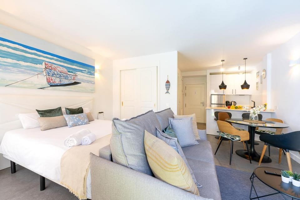 OleHolidays 606 Romana Playa junto al mar Apartment in Marbella