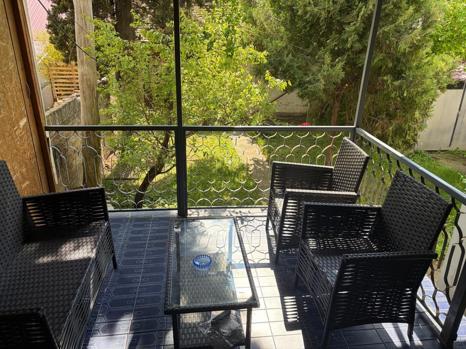 Patio, Spring, Day, Garden, View (from property/room), Balcony/Terrace, Seating area, Garden view