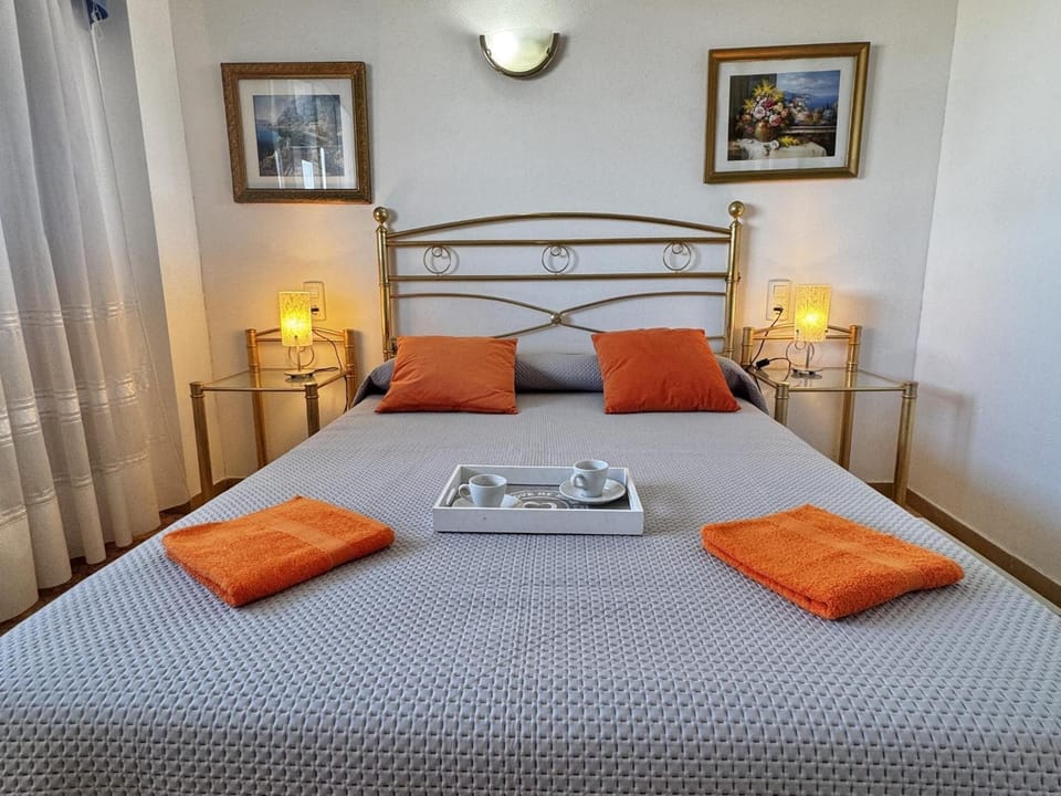 APARTBEACH MAR INTERNUM 3 con VISTAS MAR Apartment in La Pineda
