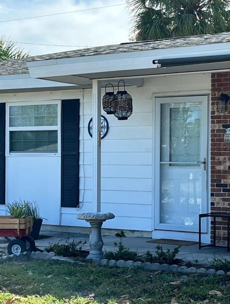 Gorgeous four bedroom pool home in Palm Bay Apartment in Palm Bay