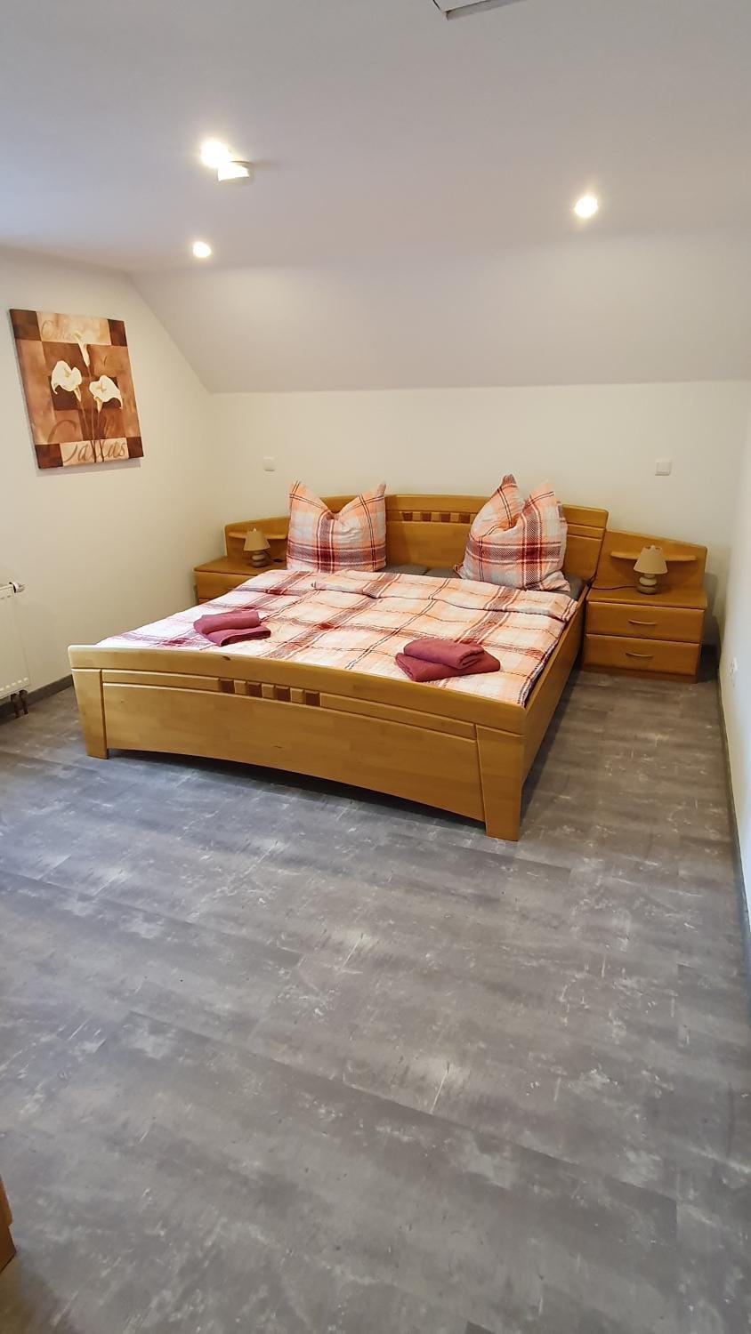 Ferienhaus Sabine - günstig gelegen im Rheingau zwischen Rüdesheim am Rhein und der Loreley Apartment in Hesse