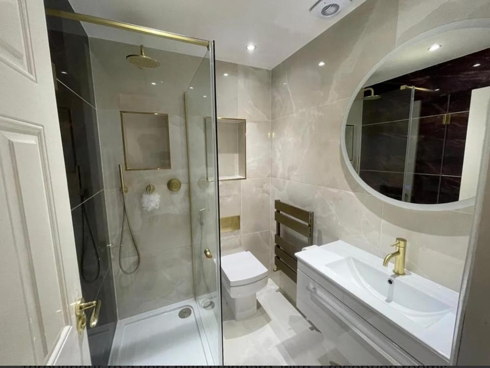 Shower, Toilet, Bathroom