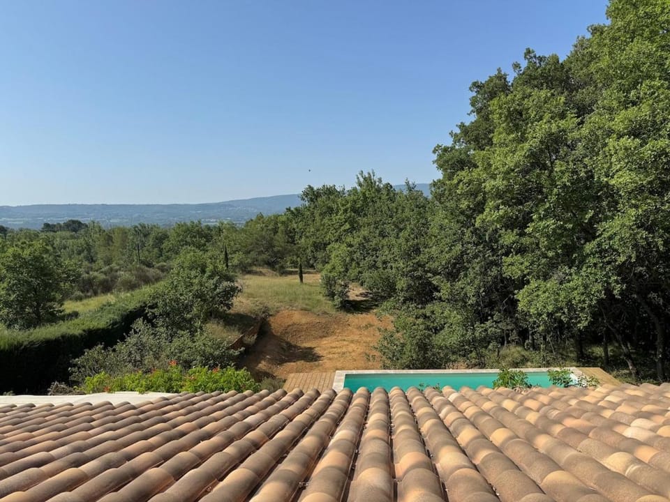 Villa individuelle Luberon, piscine, calme, air conditionné Villa in Bonnieux