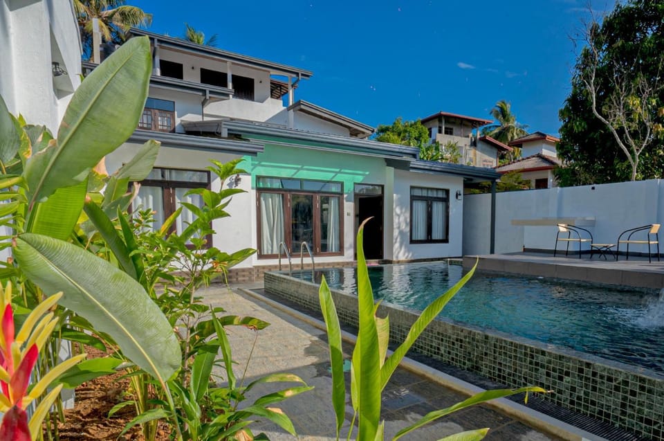 Property building, Patio, Garden, Garden view, Pool view, Swimming pool