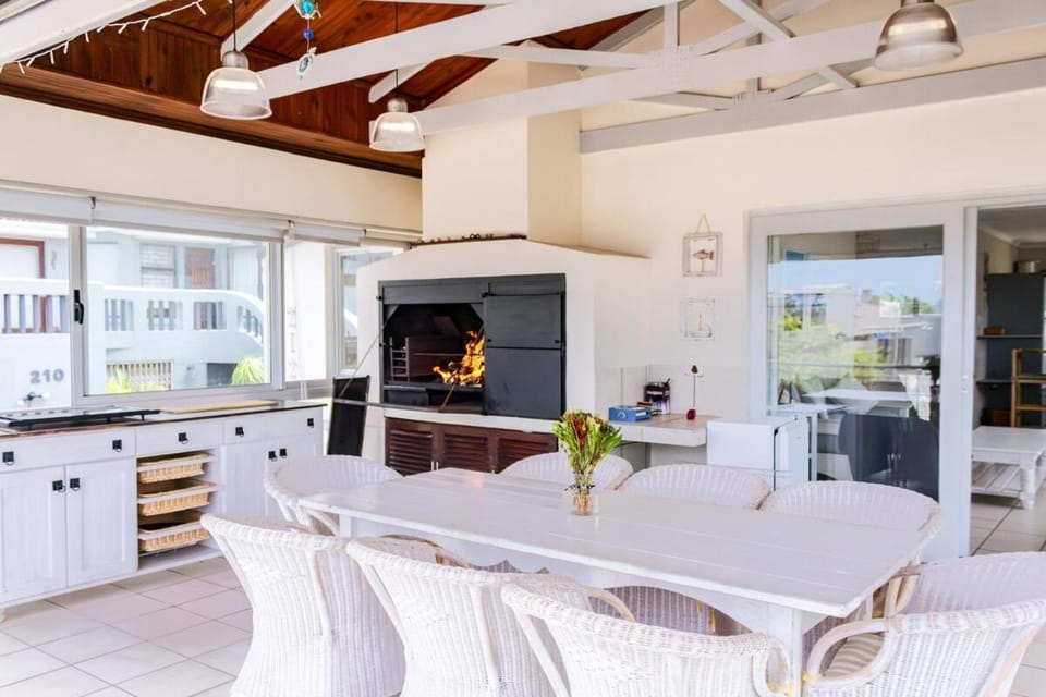 Patio, Patio, BBQ facilities, BBQ facilities, Seating area, Dining area, Sea view, Sea view, fireplace, fireplace