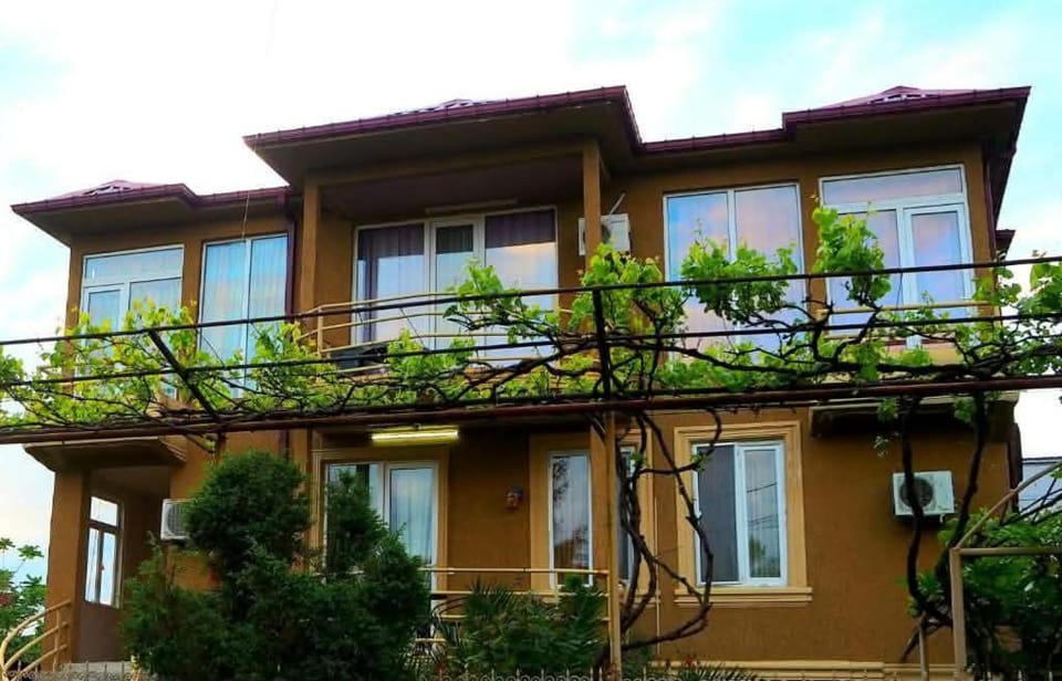 gostevoi dom lela qobuleti Bed and Breakfast in Adjara, Georgia