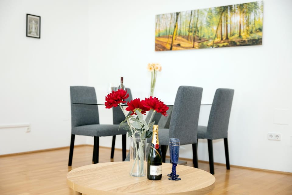 Spacious Central Apartment with Free Parking Apartment in Vienna