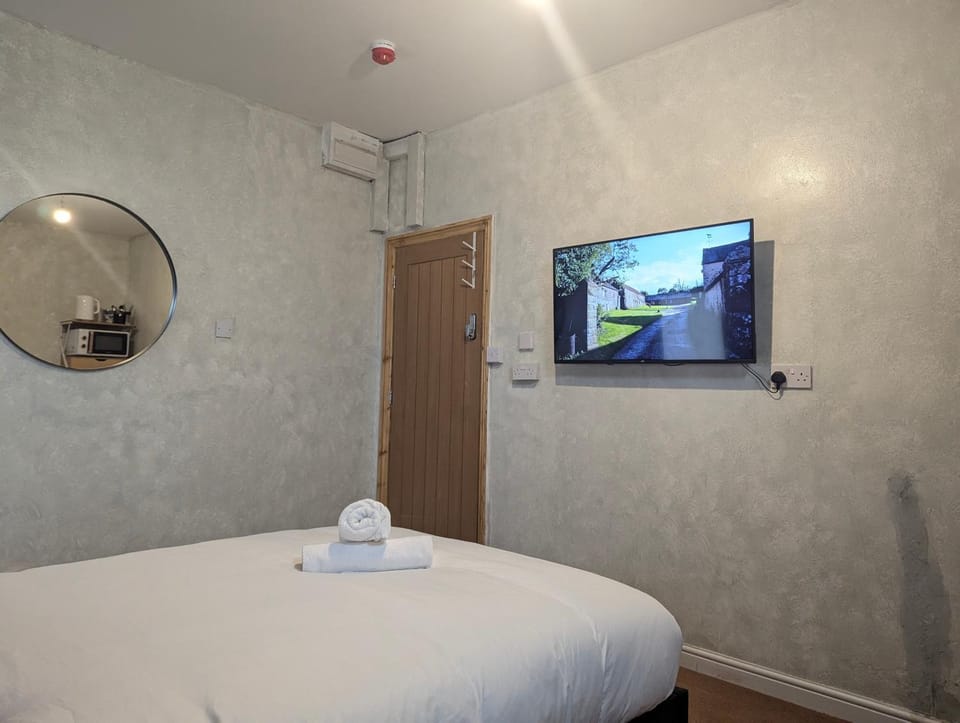 Inner-City Bedsits Flat 1 to 5 Apartment in Cardiff