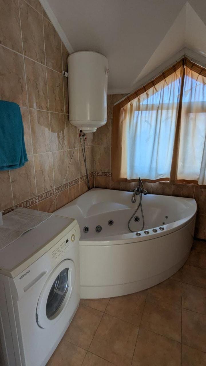Будинок для відпочинку біля моря, Одеса, 10 хв пішки House in Odessa