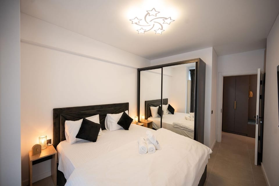 La Bella Apartment in Odyssey Spa Pools Parking Apartment in Constanța County