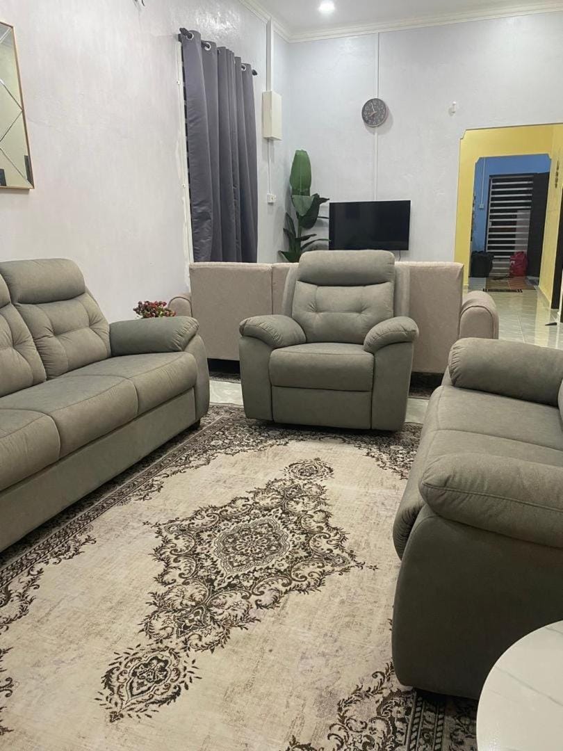 Umar Pantai Irama Homestay House in Malaysia