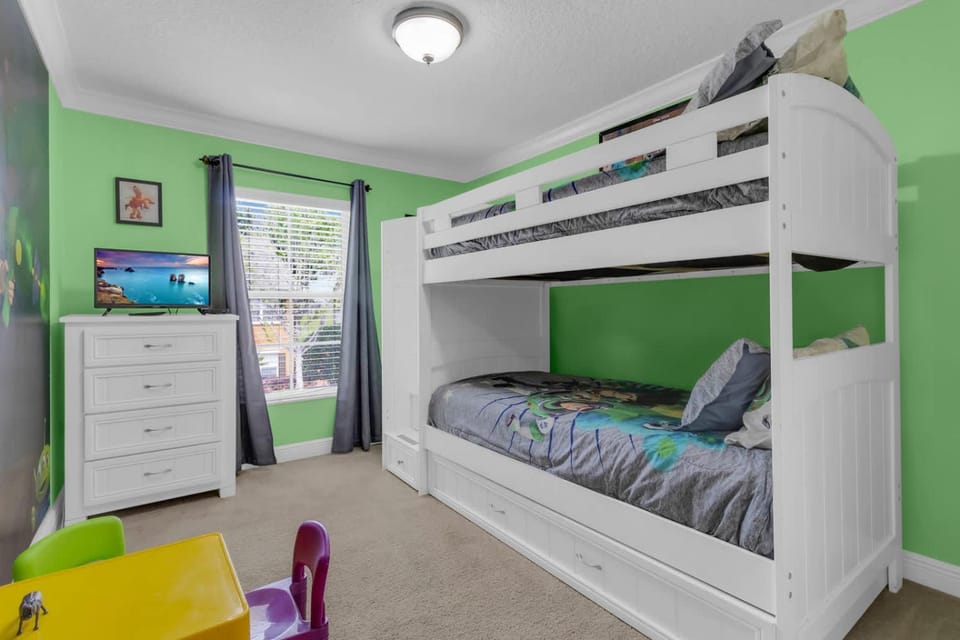 Disney Dreams Townhouse 6 miles to Disney House in Four Corners