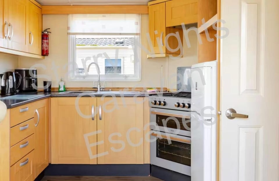 6 berth caravan on presthaven beach resort House in Llanasa