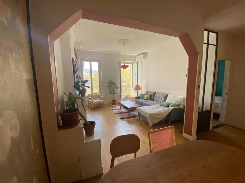 FLCbm - Spacious Apartment - 3 Bedrooms - St Charles Apartment in Marseille