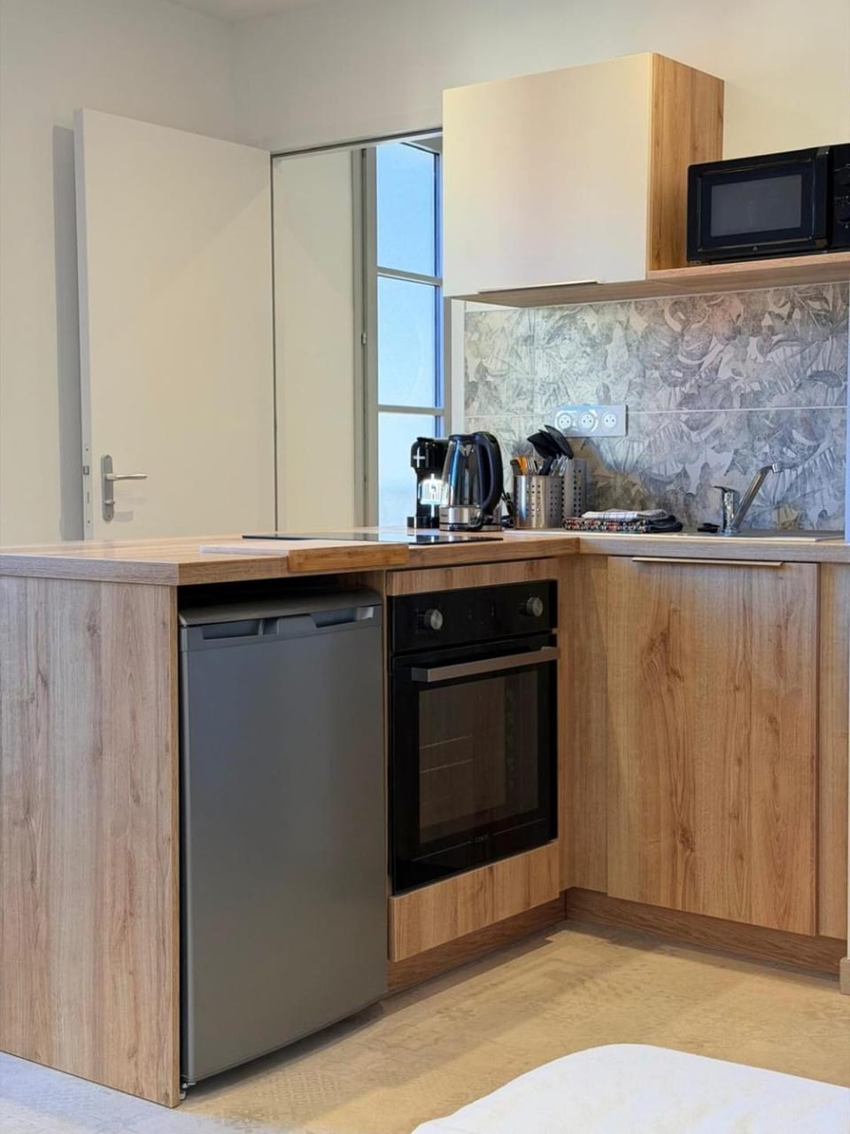 Coffee/tea facilities, Kitchen or kitchenette