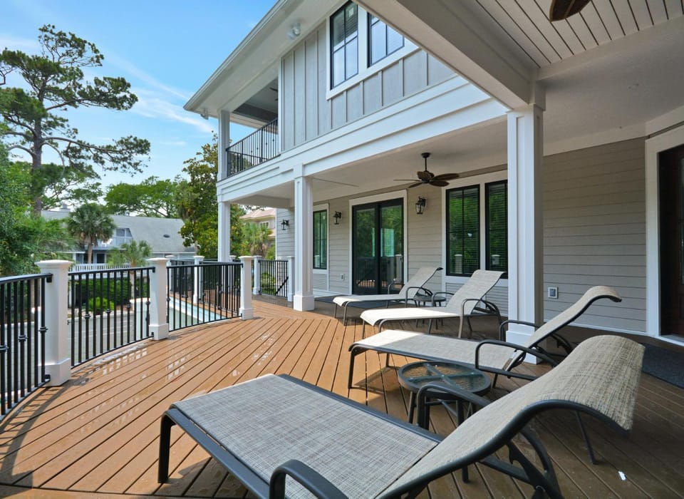 29 Pelican Street House in North Forest Beach