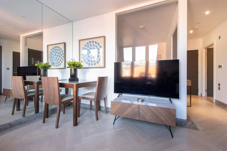 The Luxe One-Bed Escape - CHRL F17 Apartment in Reading