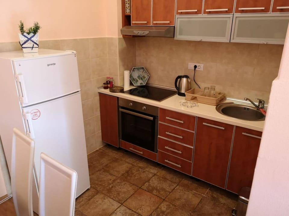 Risinium sun Apartment in Kotor Municipality