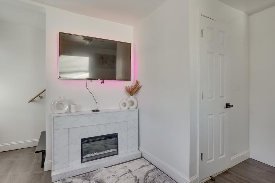 Easy Access to NYC! Sleek Suburban Apartment Apartment in Westchester County